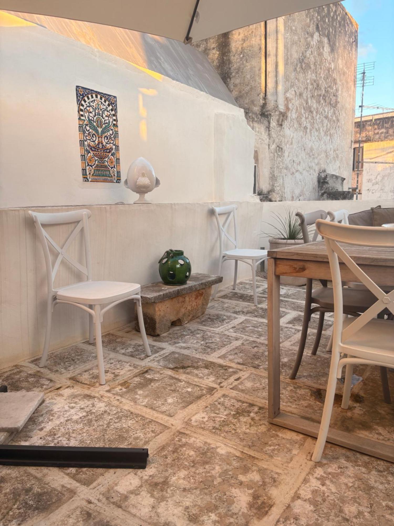 Palazzoliva - Luxury Boho Chic Guest House In The Historic Heart Of Martina Franca Eksteriør billede