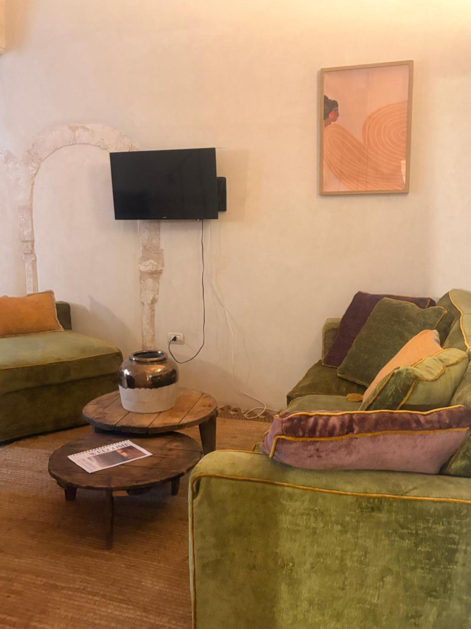 Palazzoliva - Luxury Boho Chic Guest House In The Historic Heart Of Martina Franca Eksteriør billede