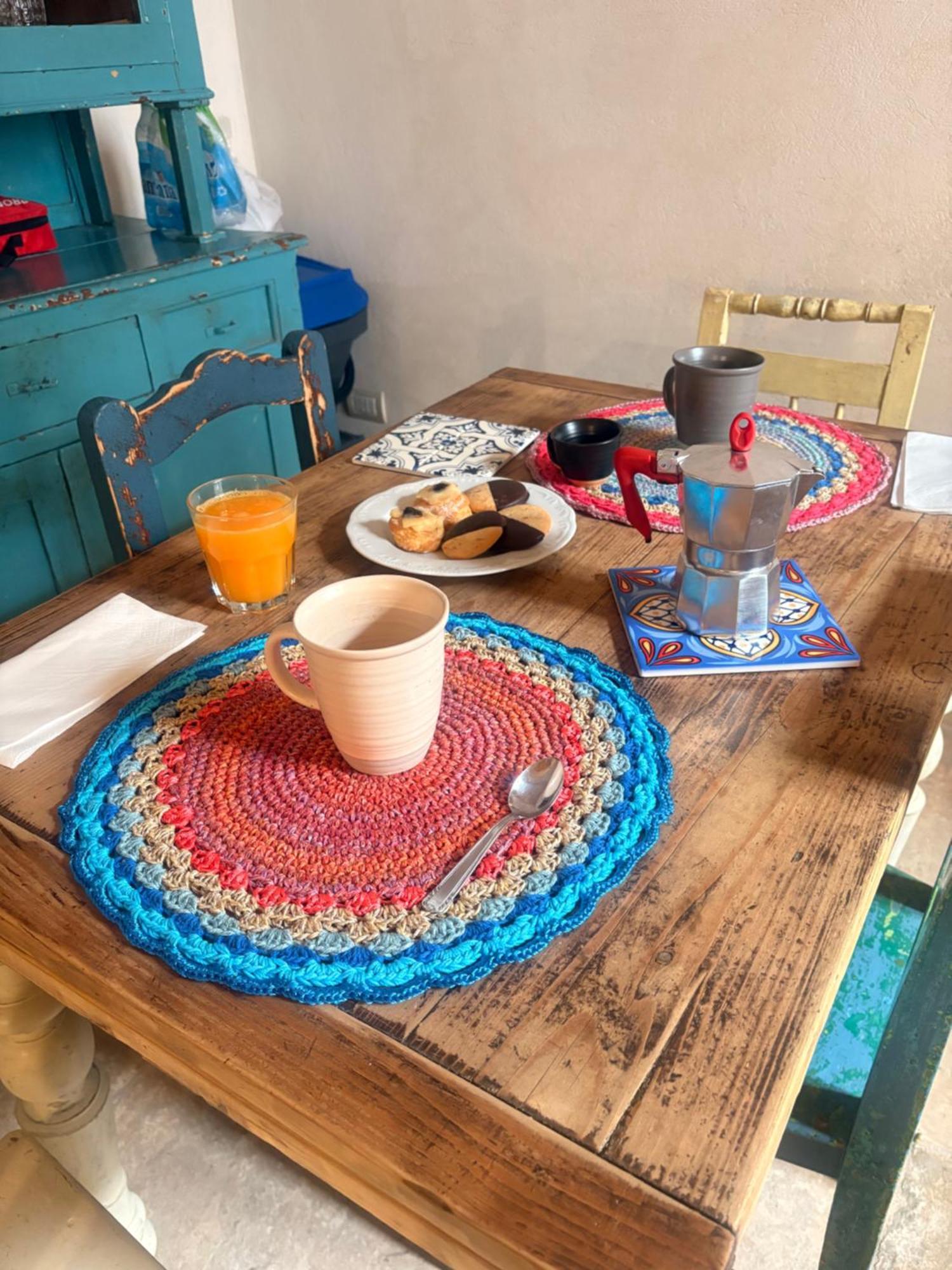 Palazzoliva - Luxury Boho Chic Guest House In The Historic Heart Of Martina Franca Eksteriør billede