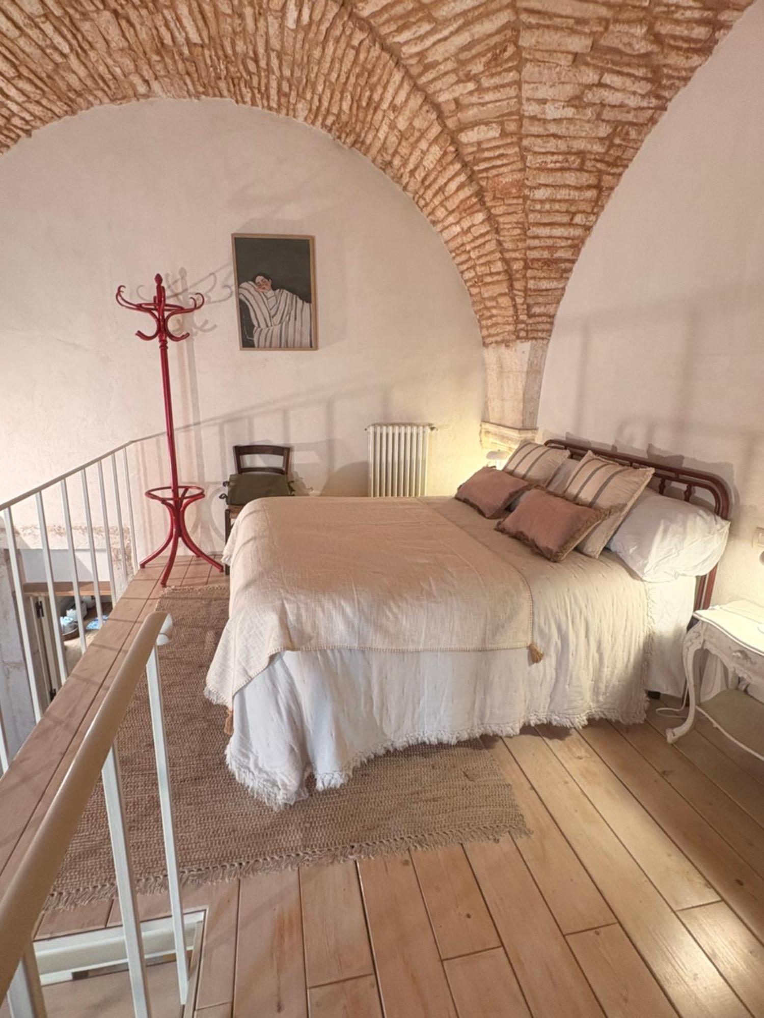 Palazzoliva - Luxury Boho Chic Guest House In The Historic Heart Of Martina Franca Eksteriør billede