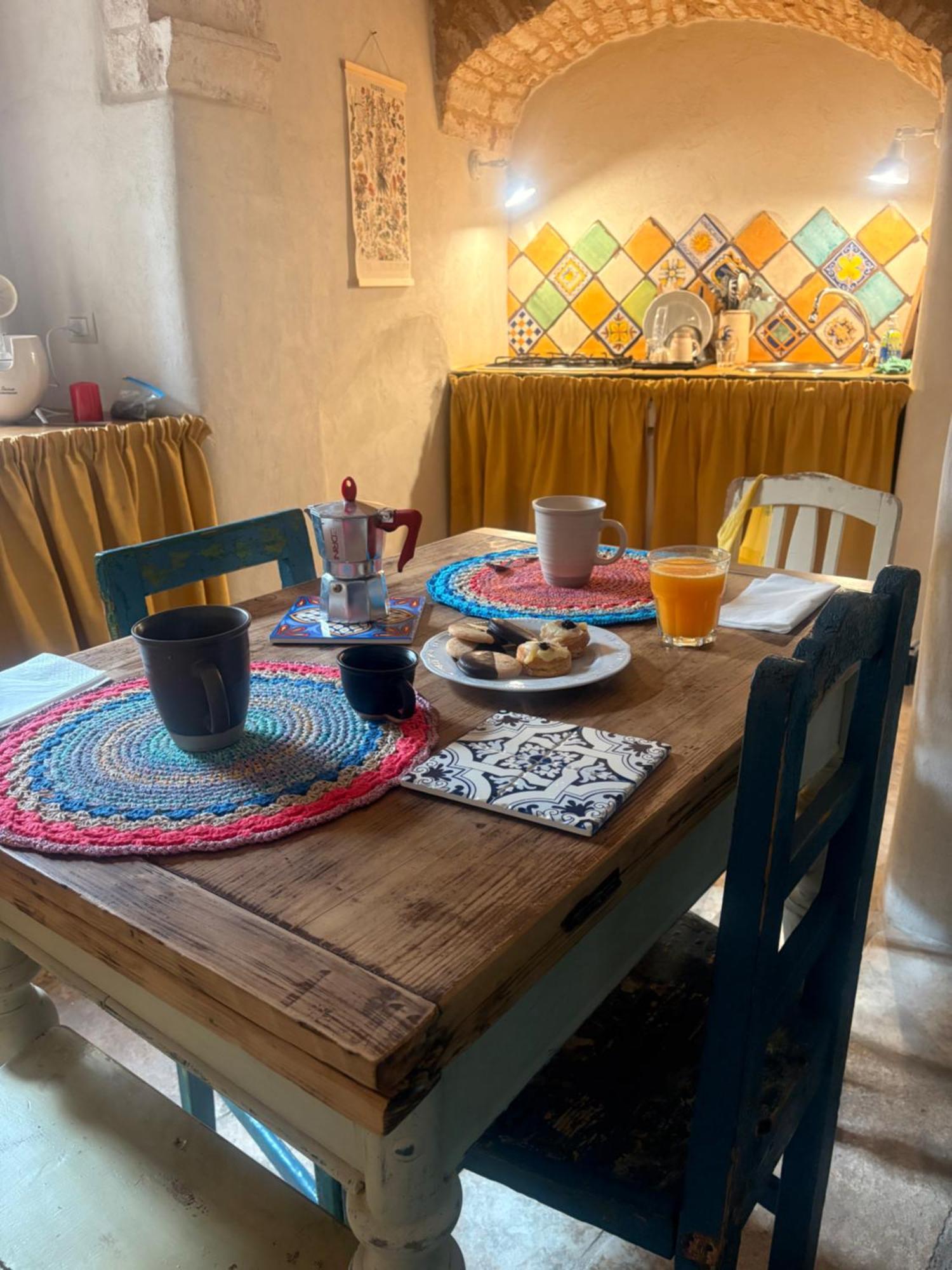 Palazzoliva - Luxury Boho Chic Guest House In The Historic Heart Of Martina Franca Eksteriør billede